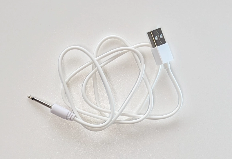 リトルペンギンの充電器のイメージ